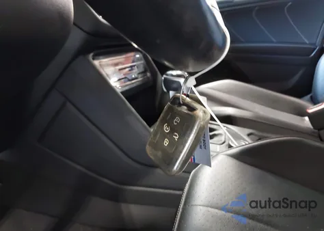 2022 Volkswagen Tiguan 2.0T Se R-Line Black из США, поврежденный, VIN 3VV8B7AX1NM032107